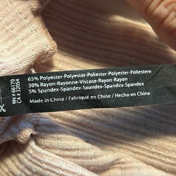 UO Out from Under Women Pointelle Long Sleeve Top Fairy Pink Size Medium FLAW - Picture 5 of 8